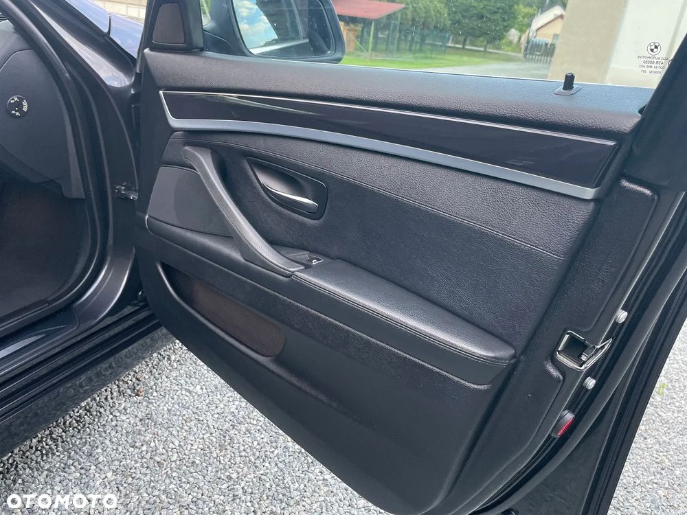 BMW Seria 5 530d - 7