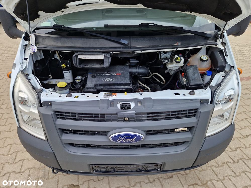 Ford Roller Team Sirio 599 P Special na bazie Ford Transit TDCi. - 18