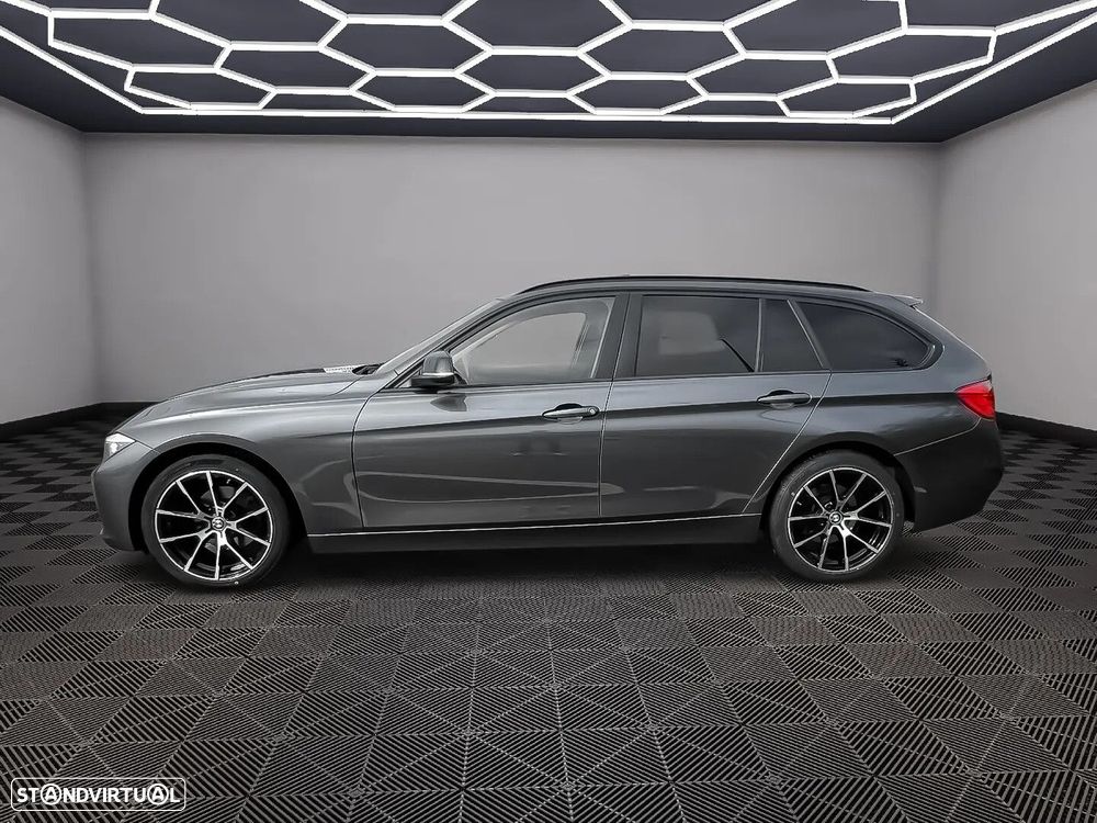 BMW 318 d Touring Auto - 4