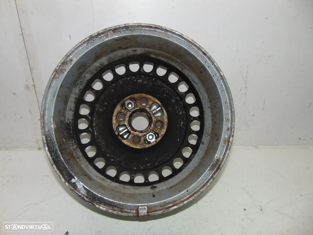 Alfa Romeo 33 1º modelo jante - 6