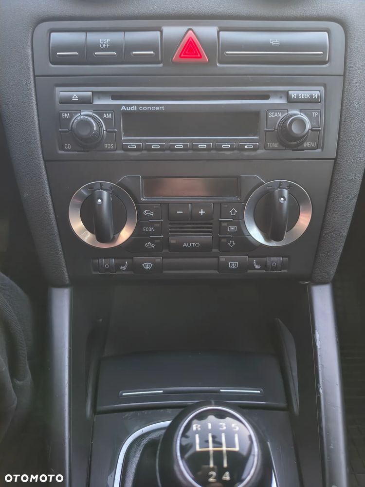 Audi A3 Sportback 1.6 Attraction - 14