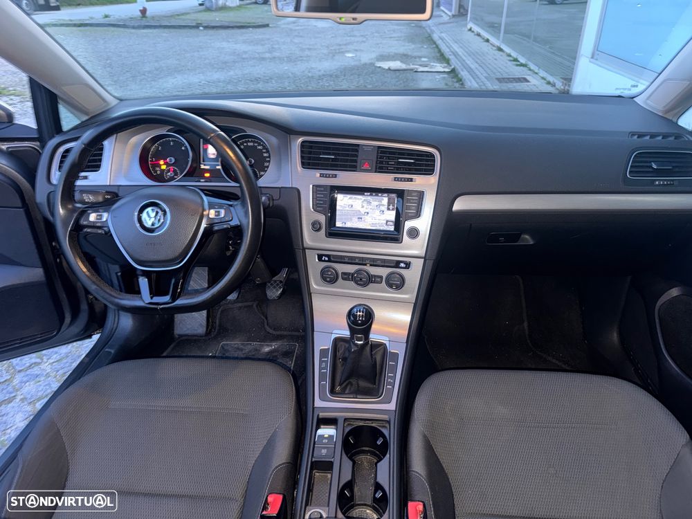 VW Golf Variant 1.6 TDi BlueMotion Confortline - 6