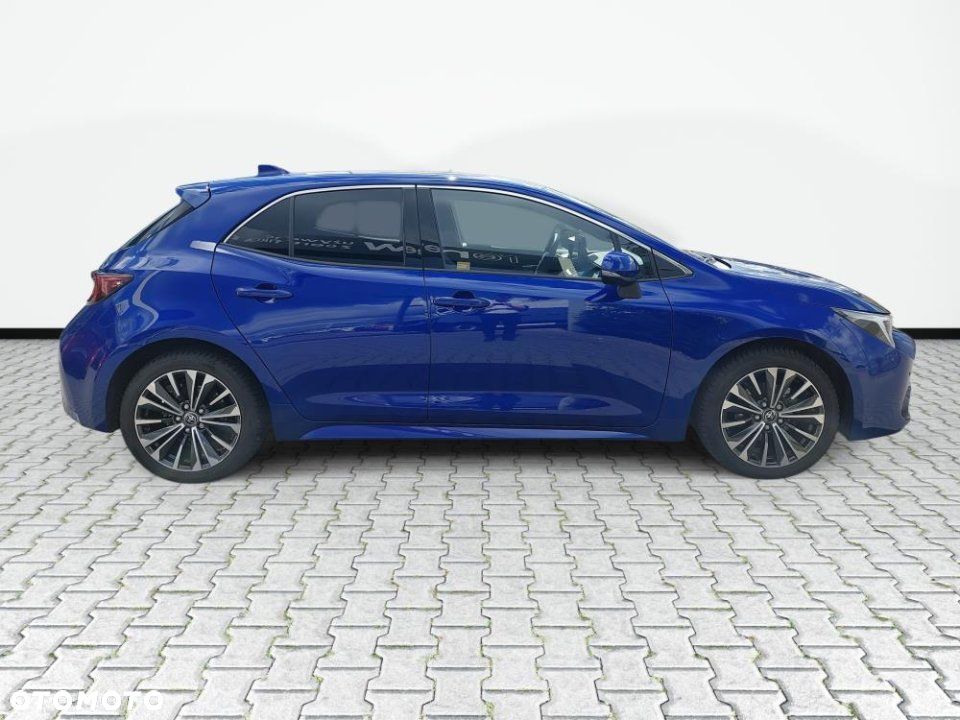 Toyota Corolla - 4