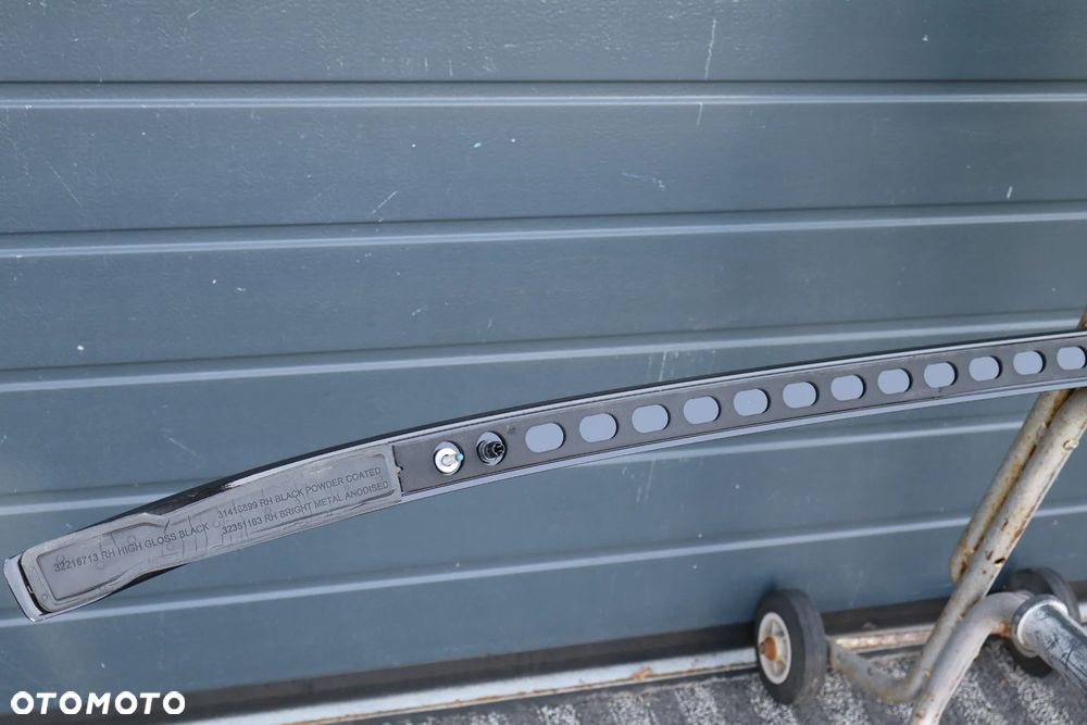 RELINGI DACHOWE VOLVO XC60 II LIFT 32216713 32216712 2022 - 8