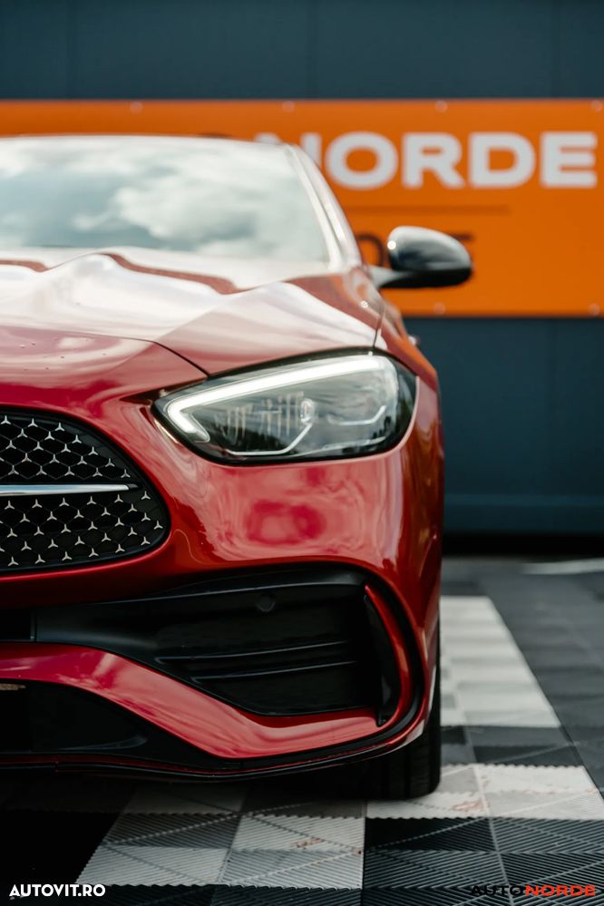 Mercedes-Benz C 300 e 9G-TRONIC AMG Line - 3