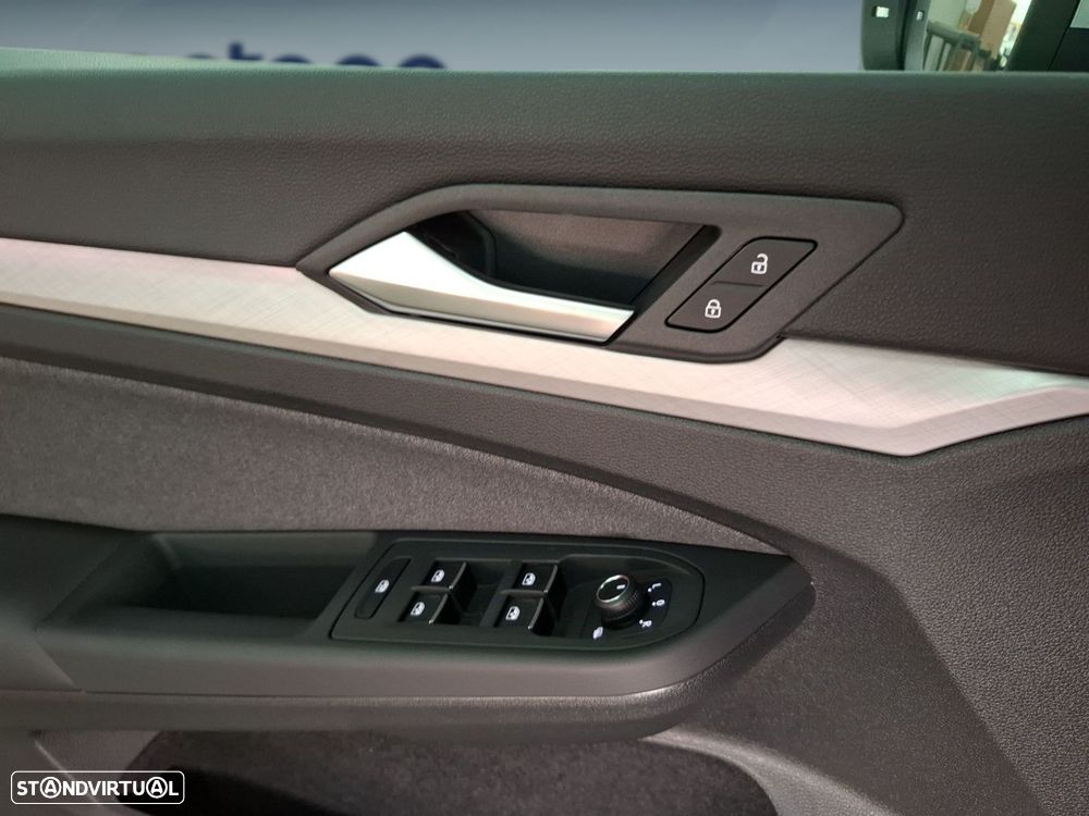 VW Golf 1.4 TSI e-Hybrid DSG - 21