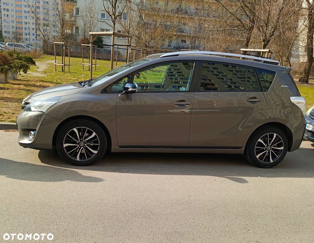 Toyota Verso 1.8 Selection EU6 - 3