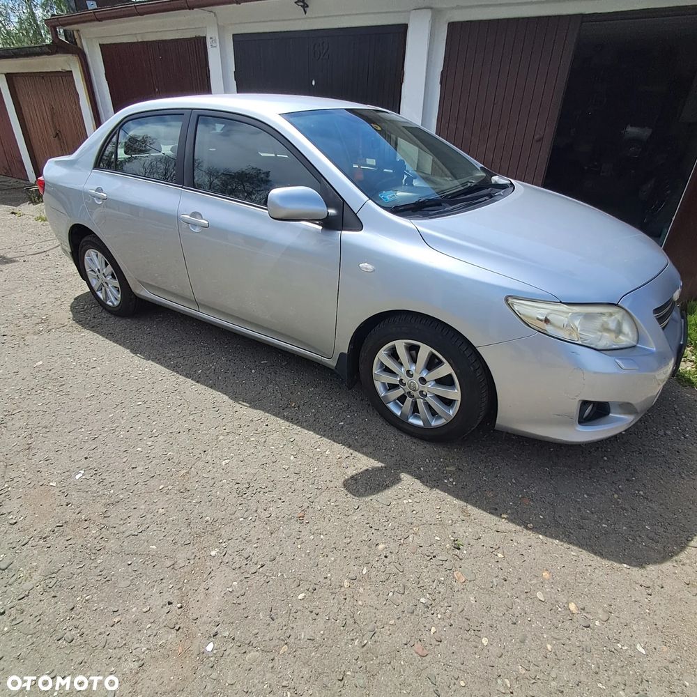 Toyota Corolla 1.6 VVT-i Luna Start - 2