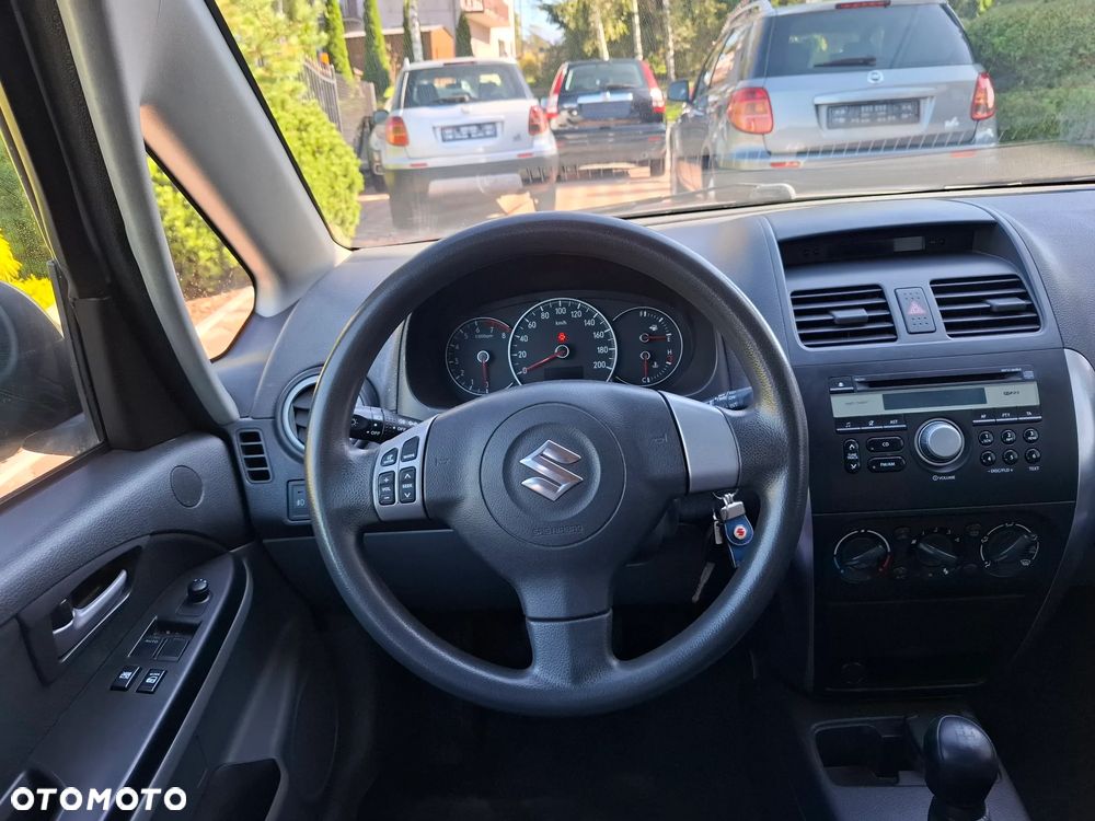 Suzuki SX4 1.6 VVT 4x4 Comfort - 16