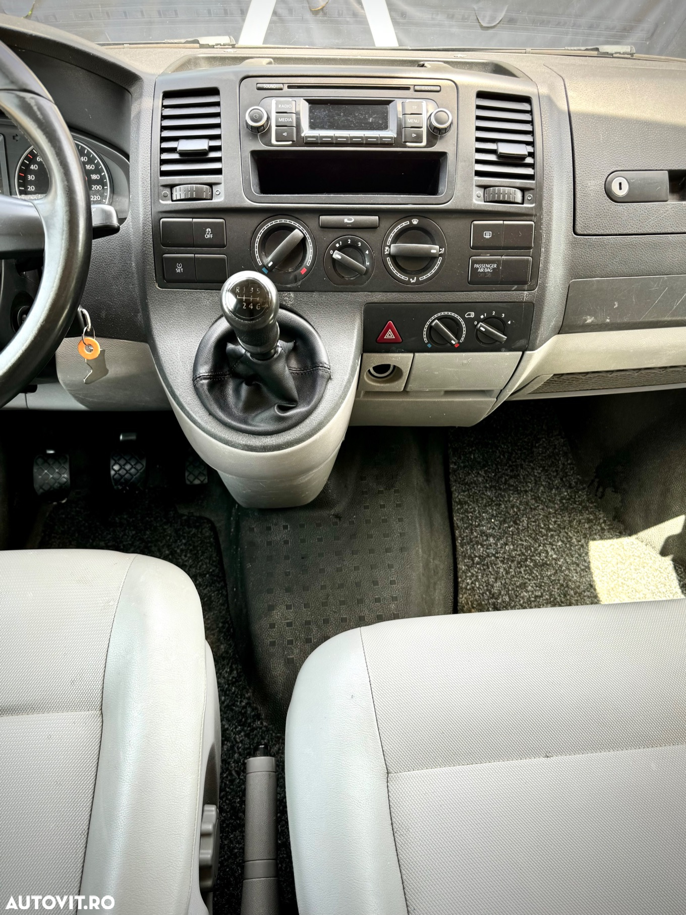 Volkswagen Transporter Caravelle Trendline Lung - 18