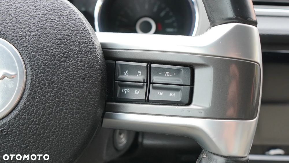 Ford Mustang 3.7 V6 - 22