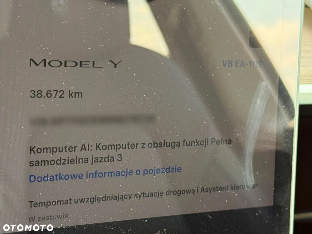 Tesla Model Y Long Range RWD - 12