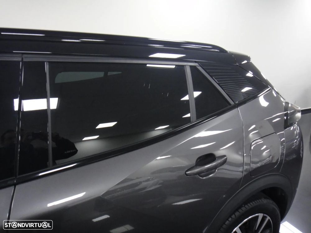 Peugeot 2008 1.2 PureTech GT EAT8 - 8