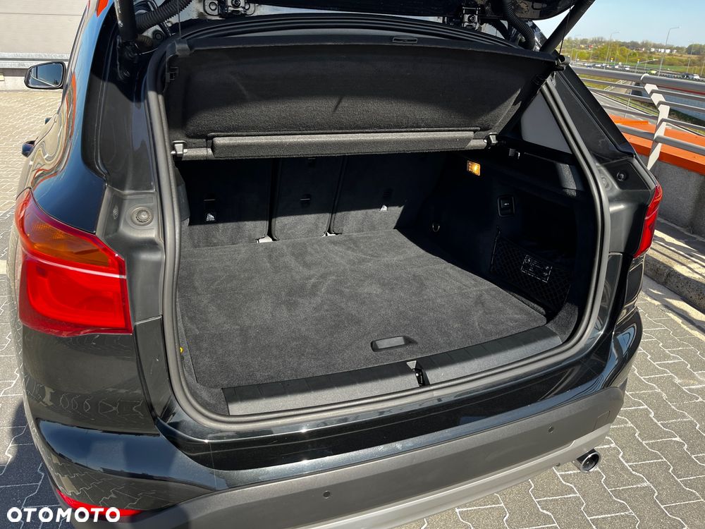 BMW X1 - 13