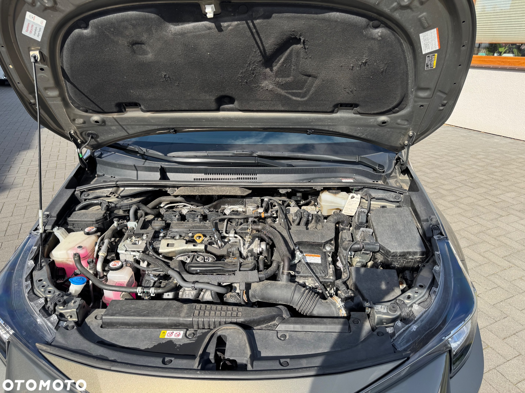 Toyota Corolla 2.0 Hybrid Comfort - 18