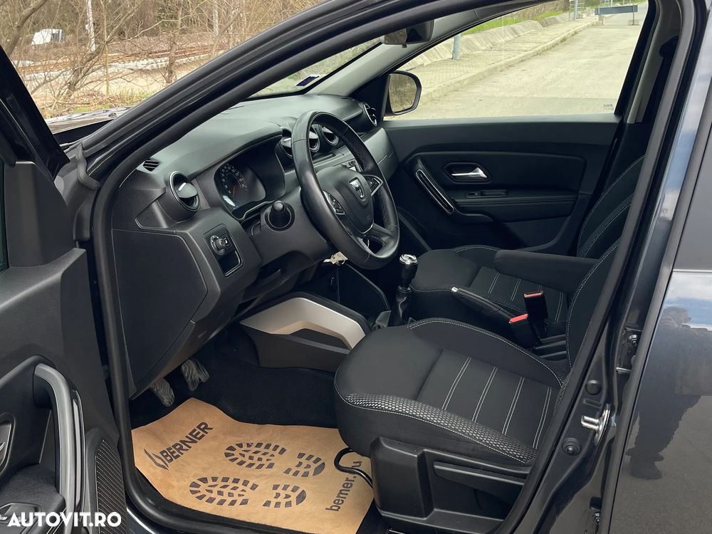 Dacia Duster 1.5 dCi 4x2 Prestige - 23