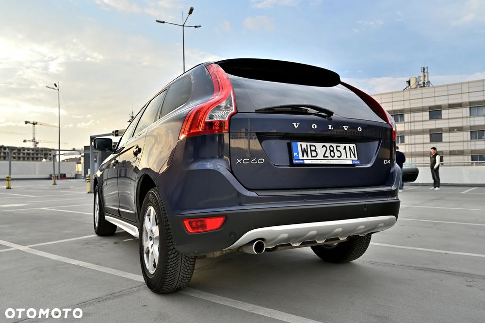 Volvo XC 60 D4 Momentum - 36