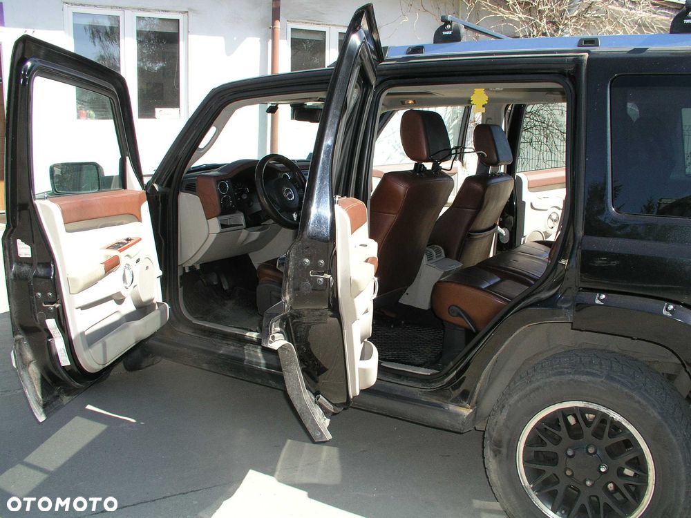 Jeep Commander - 2