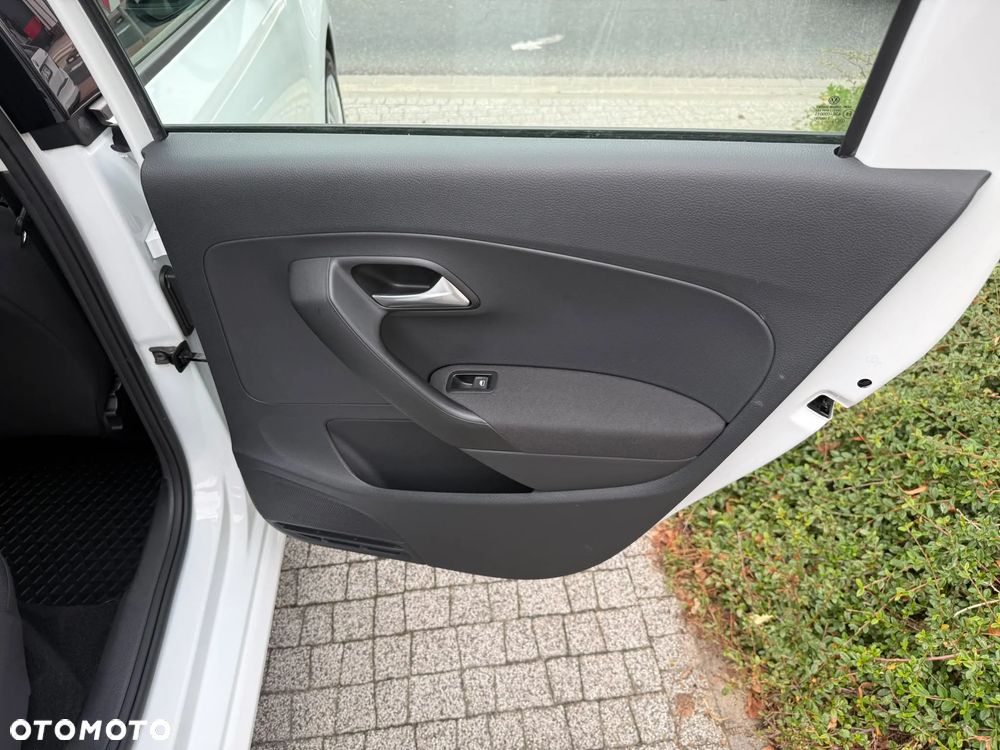 Volkswagen Polo - 18