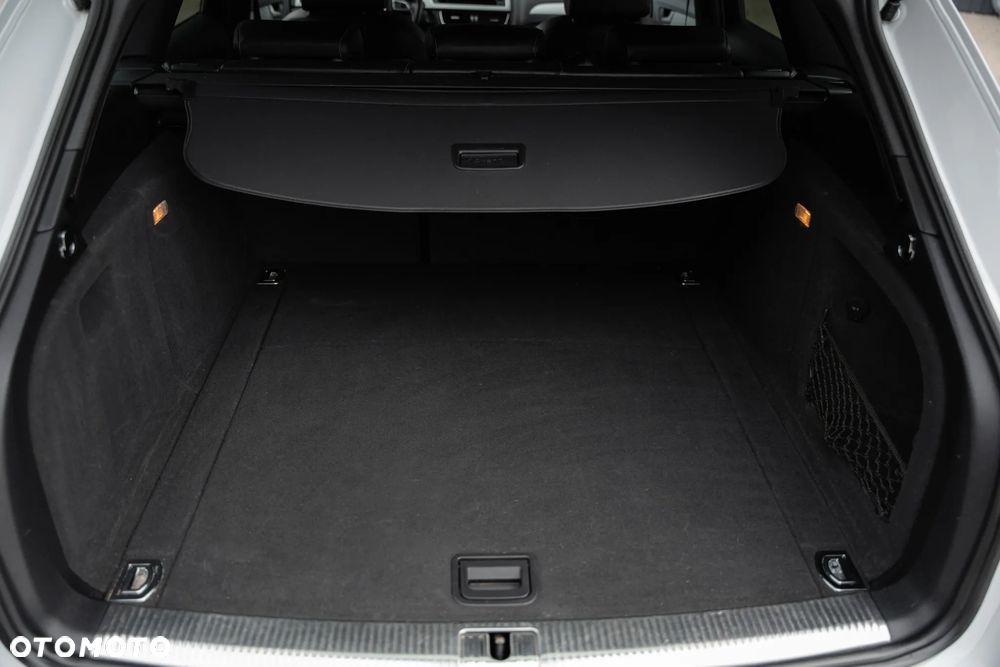 Audi A4 Avant 2.0 TDI DPF S line Sportpaket - 28