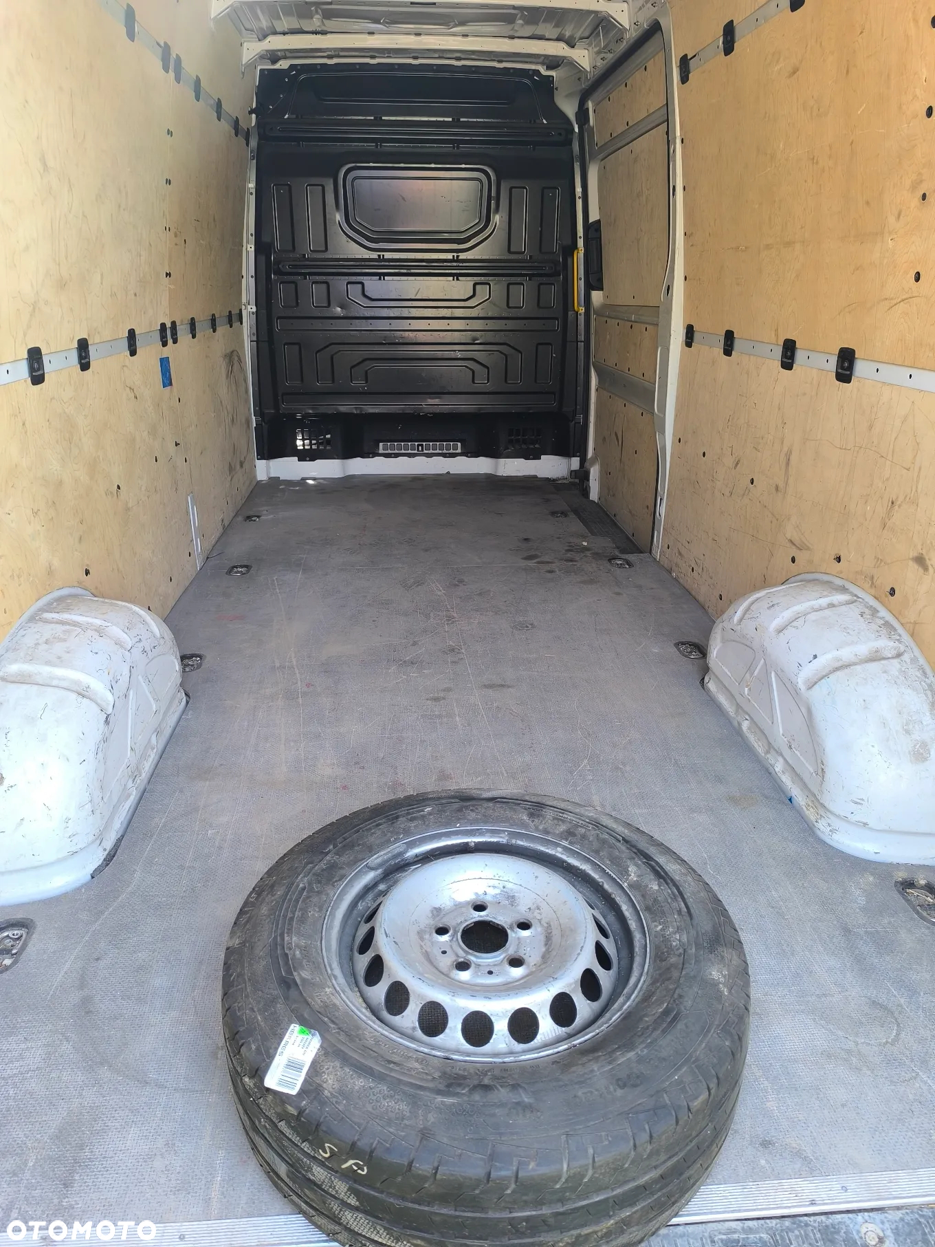 Volkswagen Crafter II - 15