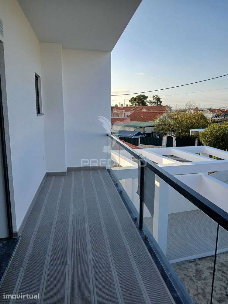 Moradia Geminada T3 - Grande imagem: 2/15