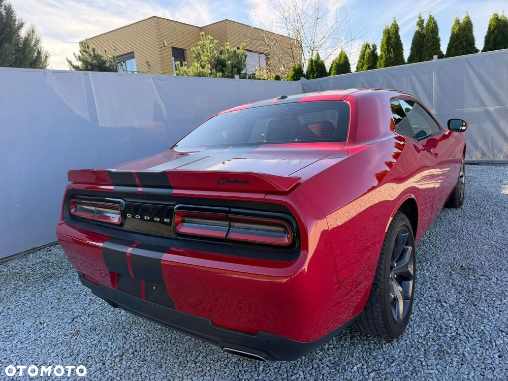 Dodge Challenger Automatik SXT Plus - 12