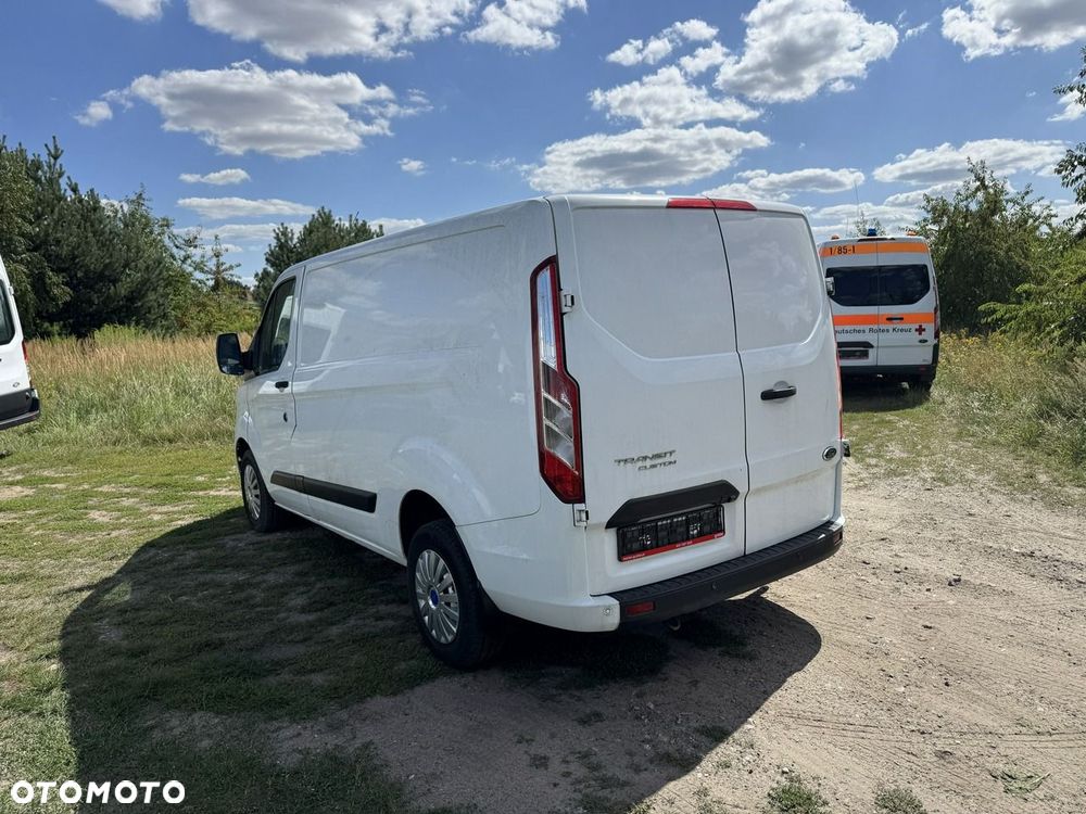 Ford Transit Custom - 8