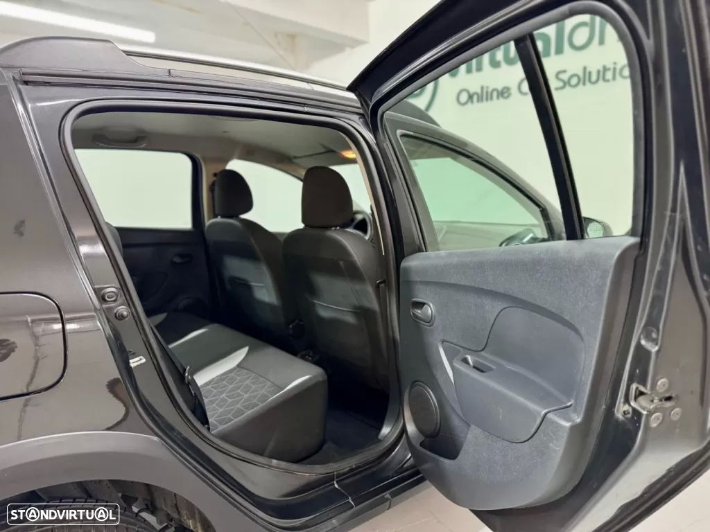 Dacia Sandero 1.5 dCi Stepway - 39
