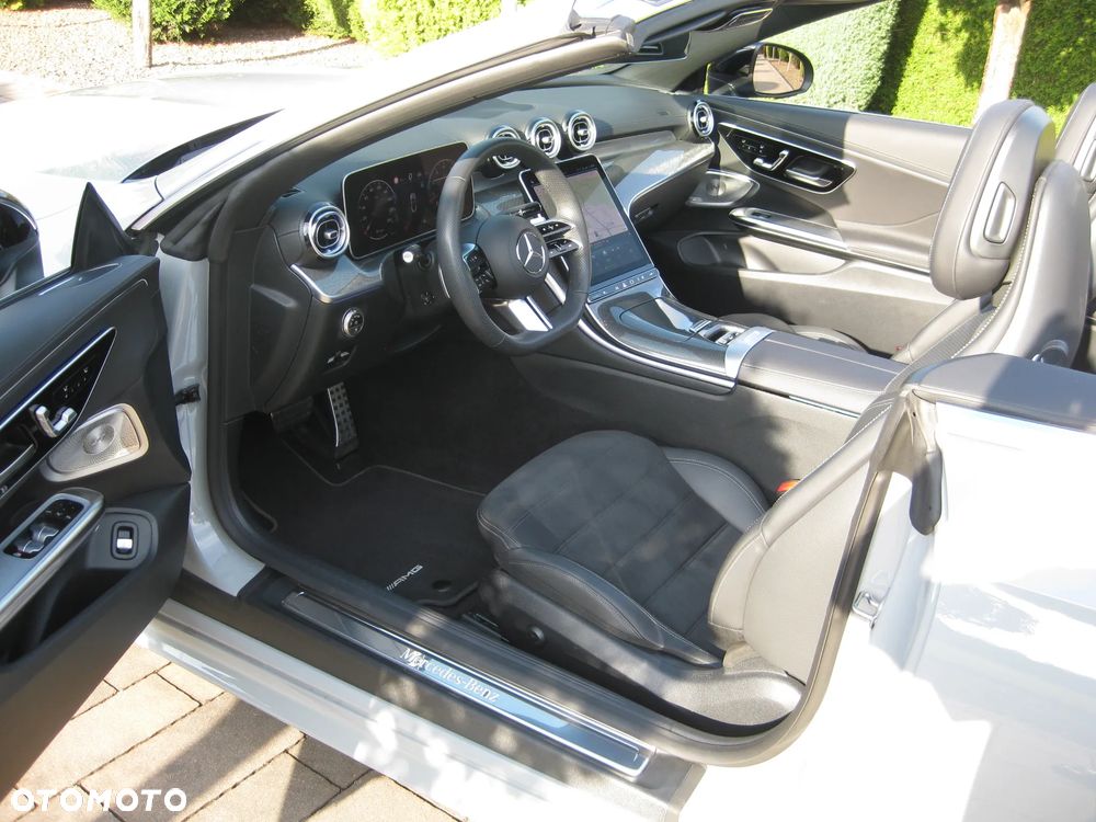 Mercedes-Benz CLE - 12