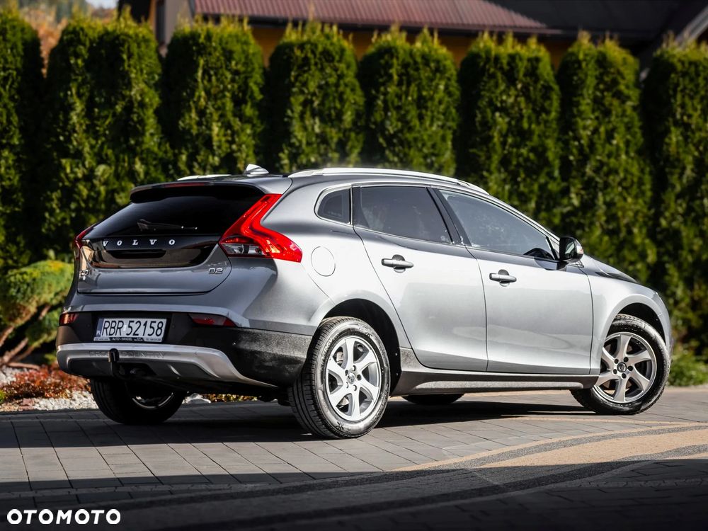 Volvo V40 Cross Country D2 Momentum - 12