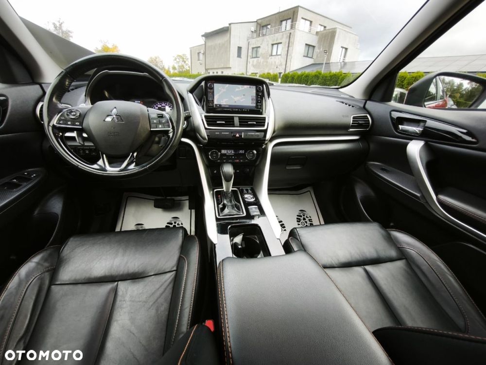 Mitsubishi Eclipse Cross - 8