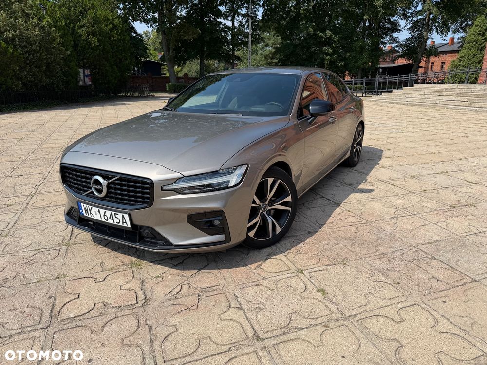 Volvo S60 B4 B R-Design - 3