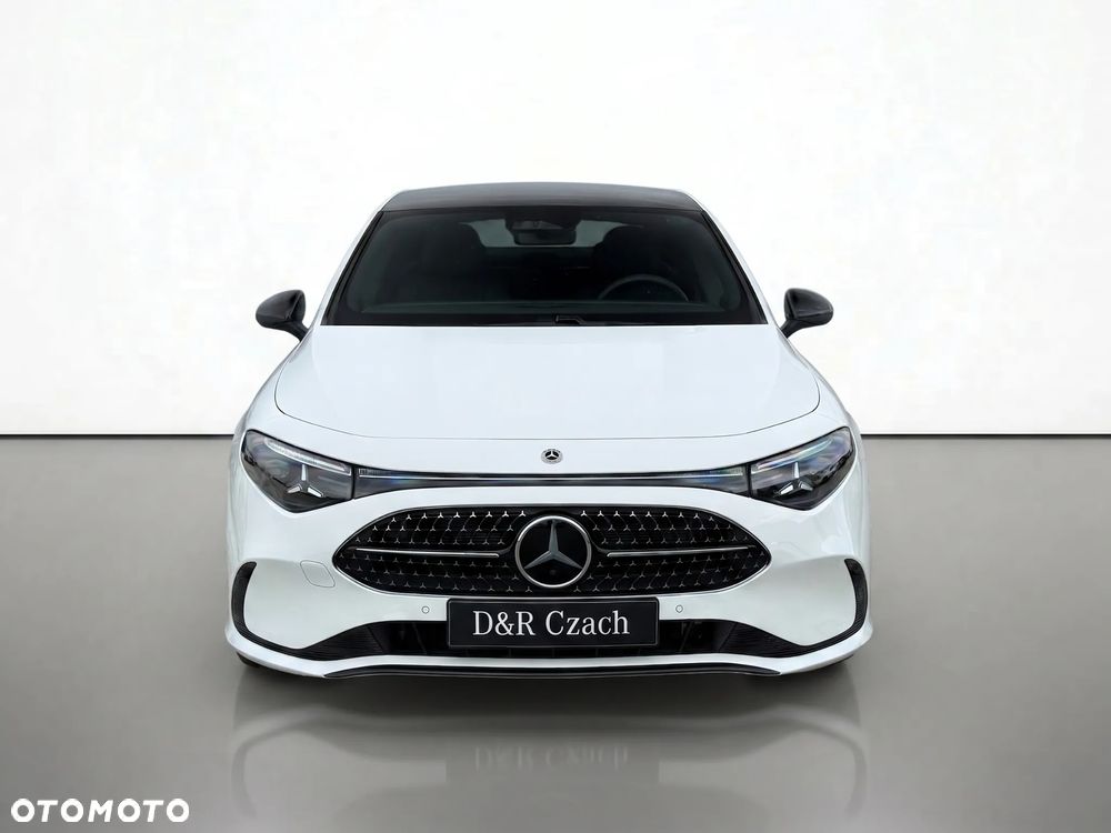 Mercedes-Benz CLA - 2