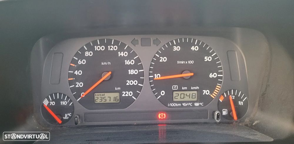 VW Golf Cabriolet 1.6 - 10