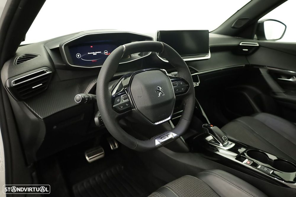 Peugeot 2008 1.2 PureTech GT EAT8 - 7