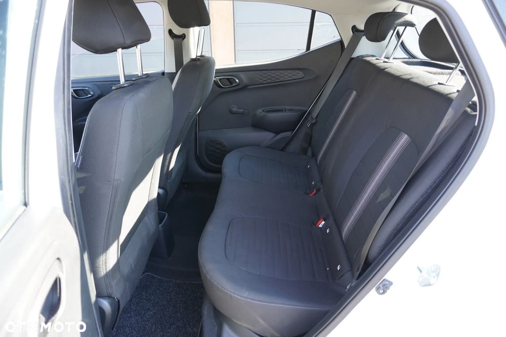 Hyundai i10 1.0 Trend - 10