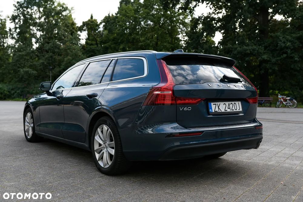 Volvo V60 D3 Momentum Pro - 5