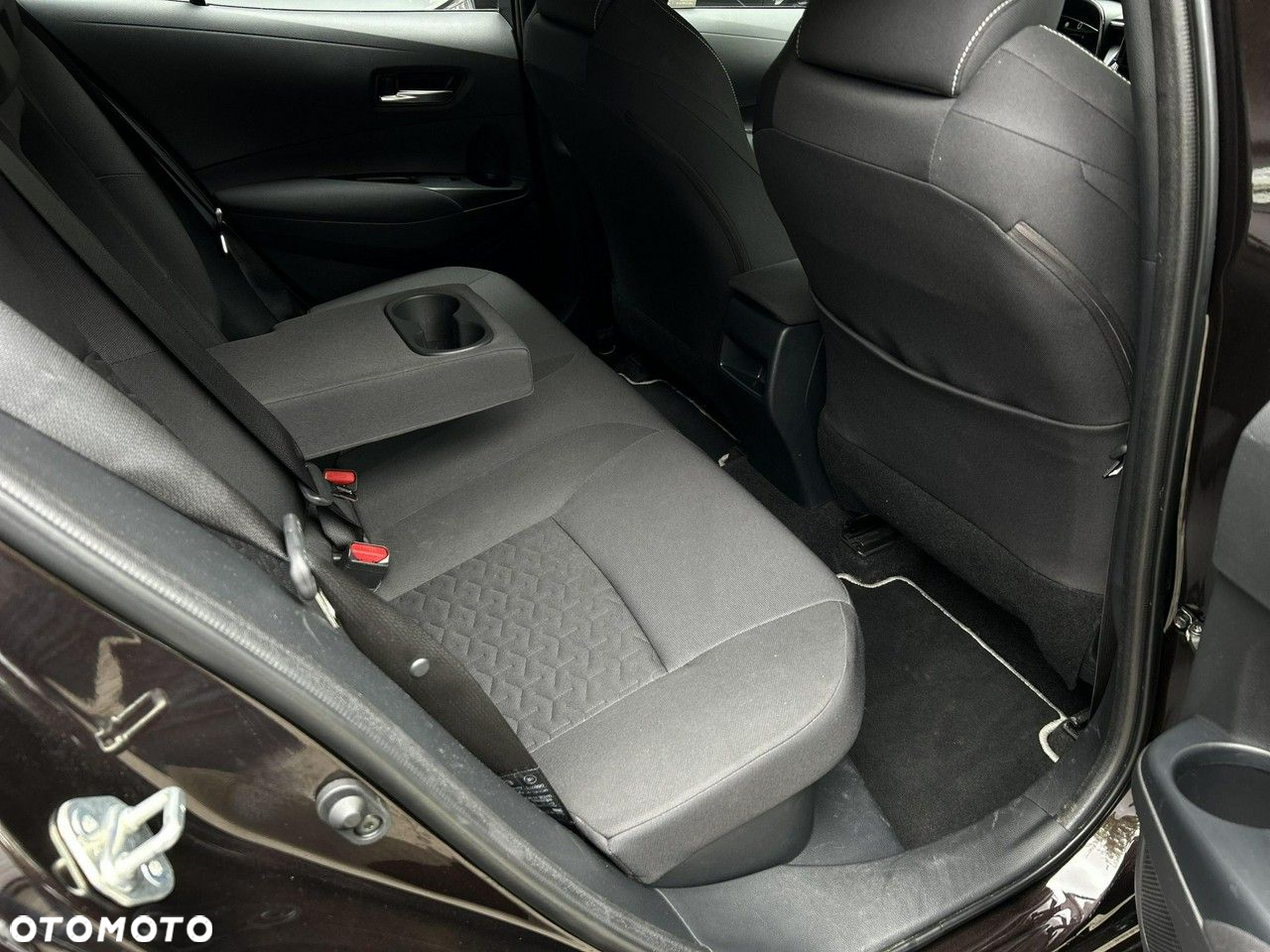 Toyota Corolla - 29