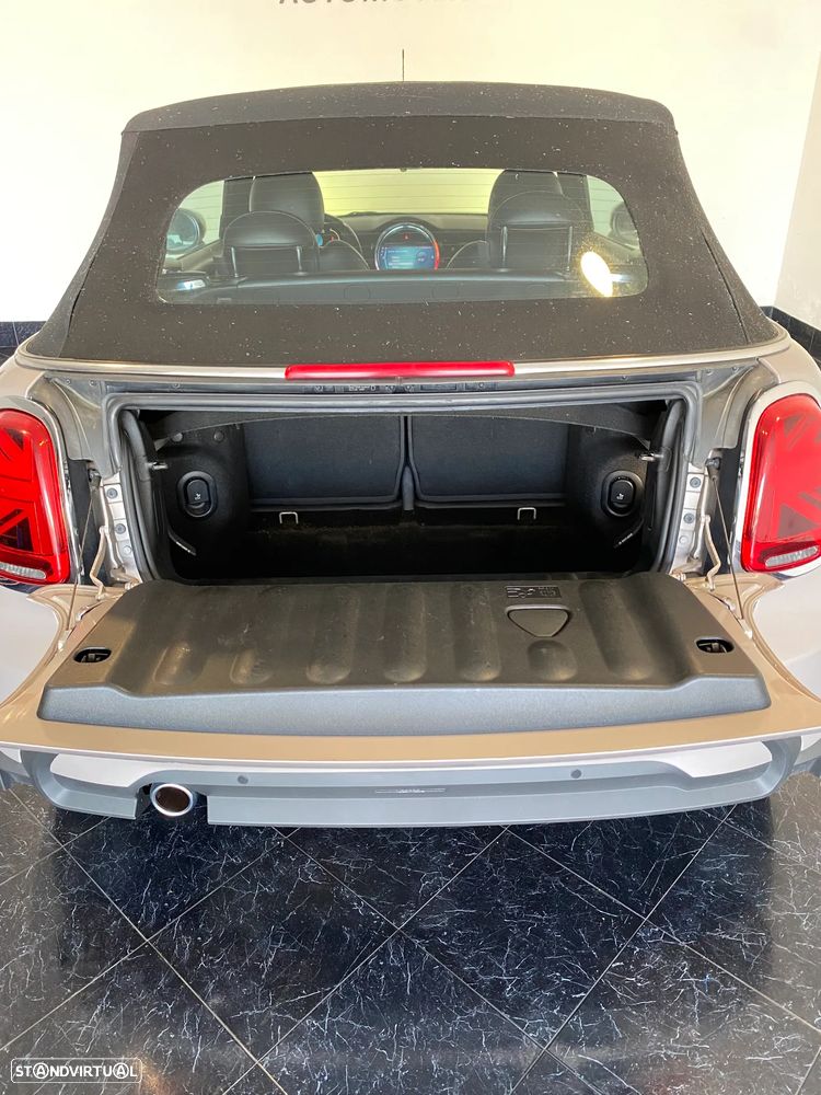MINI Cabrio Cooper Auto - 23