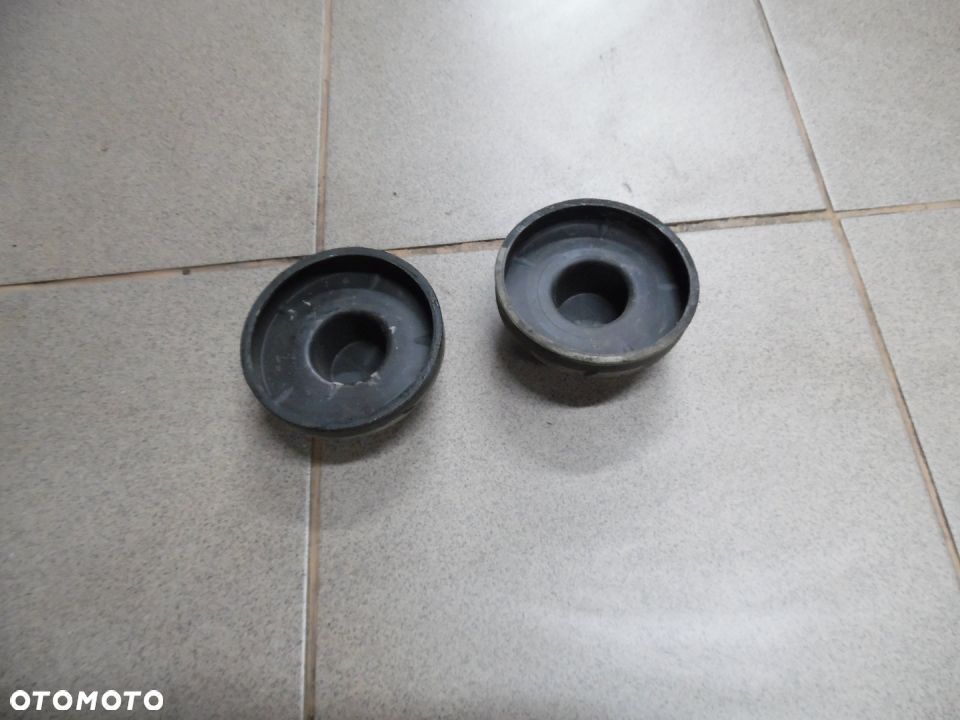 CAN AM RENEGADE 800 OSKA TYLNA - 3