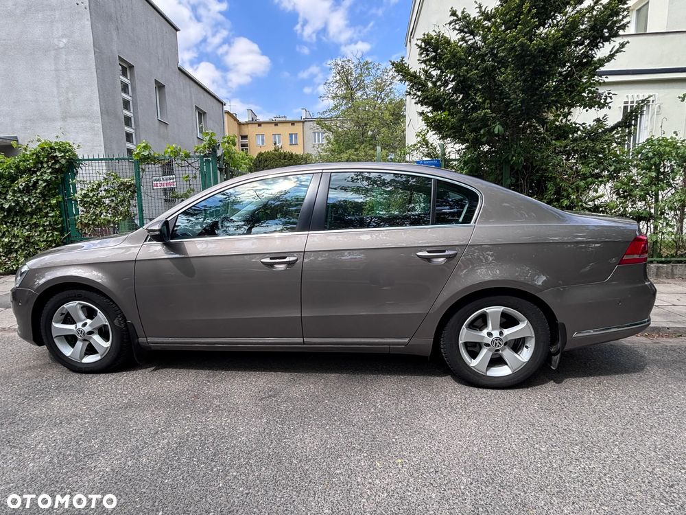 Volkswagen Passat 1.8 TSI Comfortline - 9