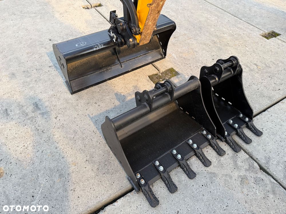 JCB 16C-1 - 16