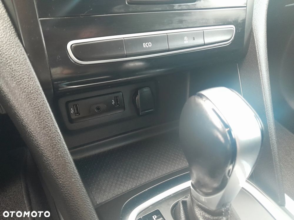 Renault Megane TCe 160 GPF EDC GT LINE - 21