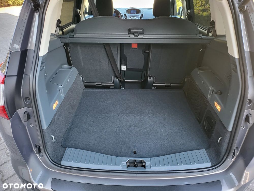 Ford Grand C-MAX 2.0 TDCi Titanium - 13