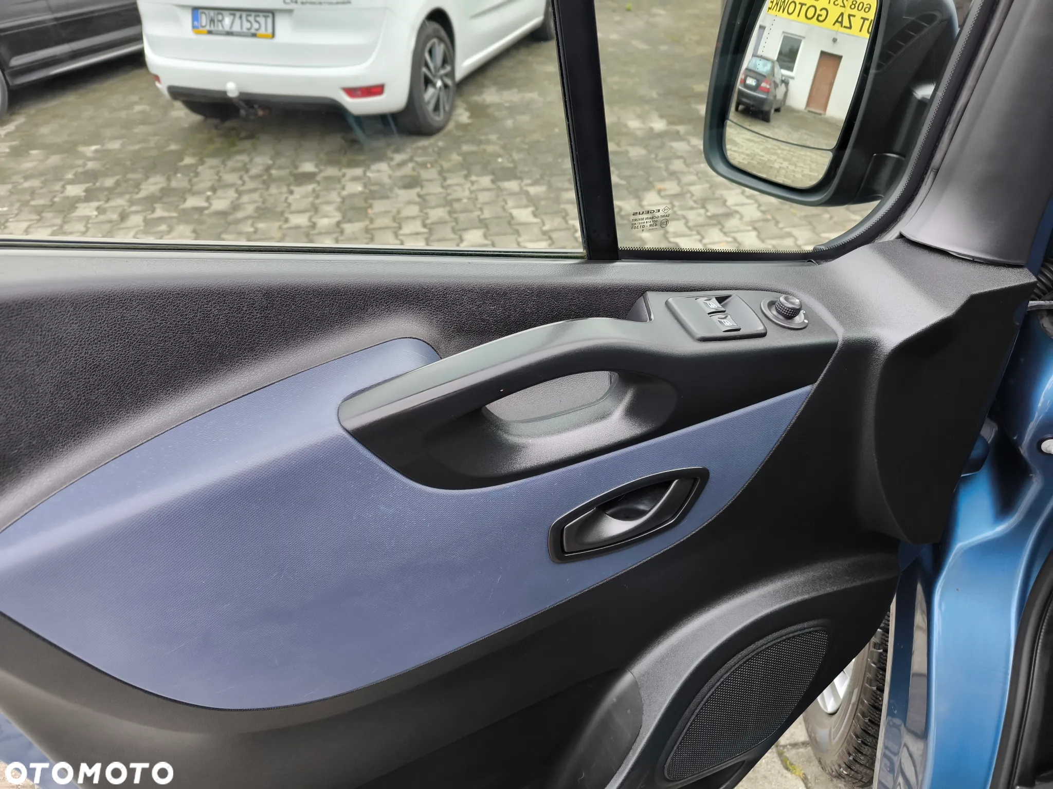 Opel Vivaro - 21