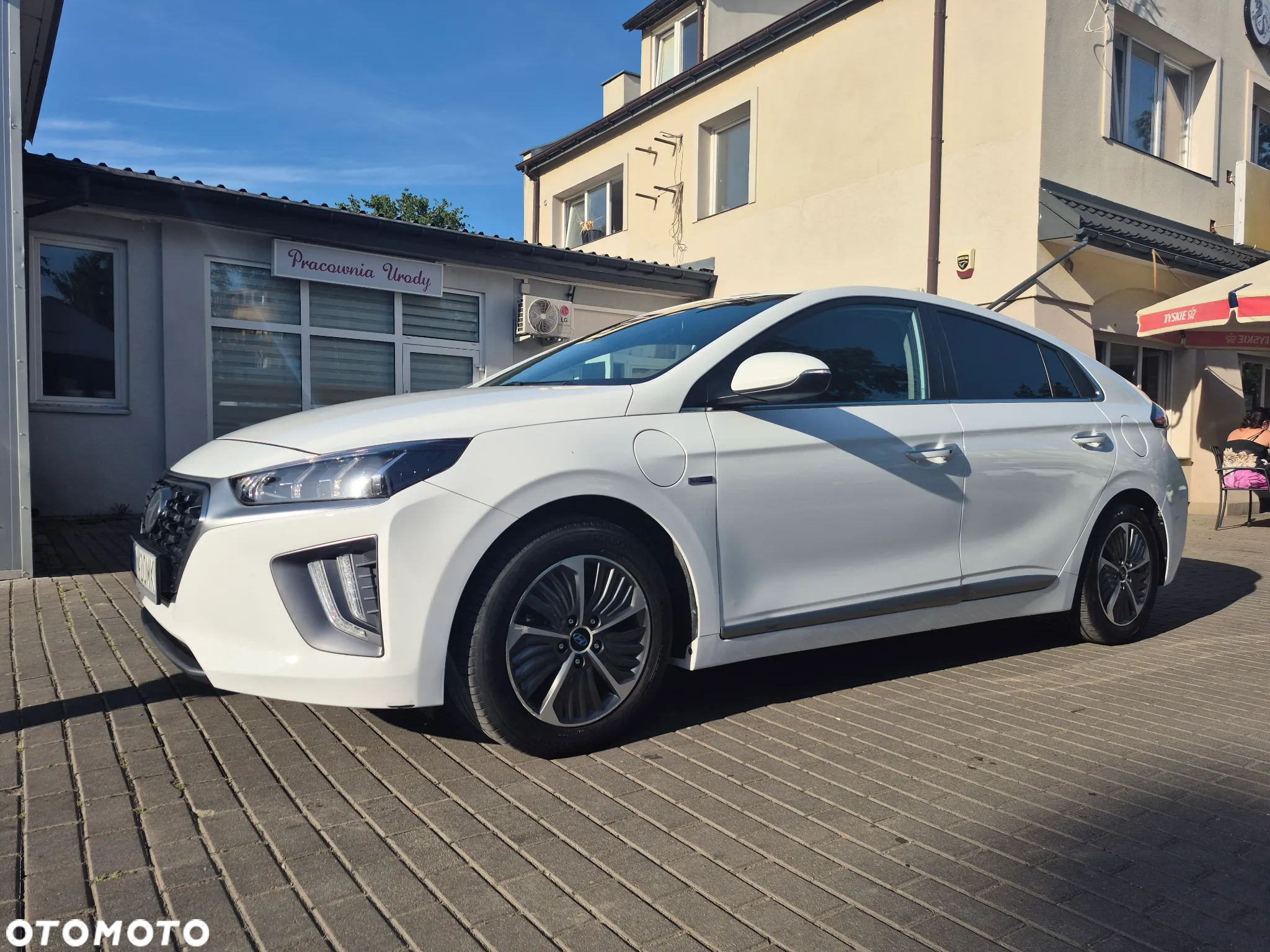 Hyundai IONIQ Hybrid 1.6 GDI Premium - 4