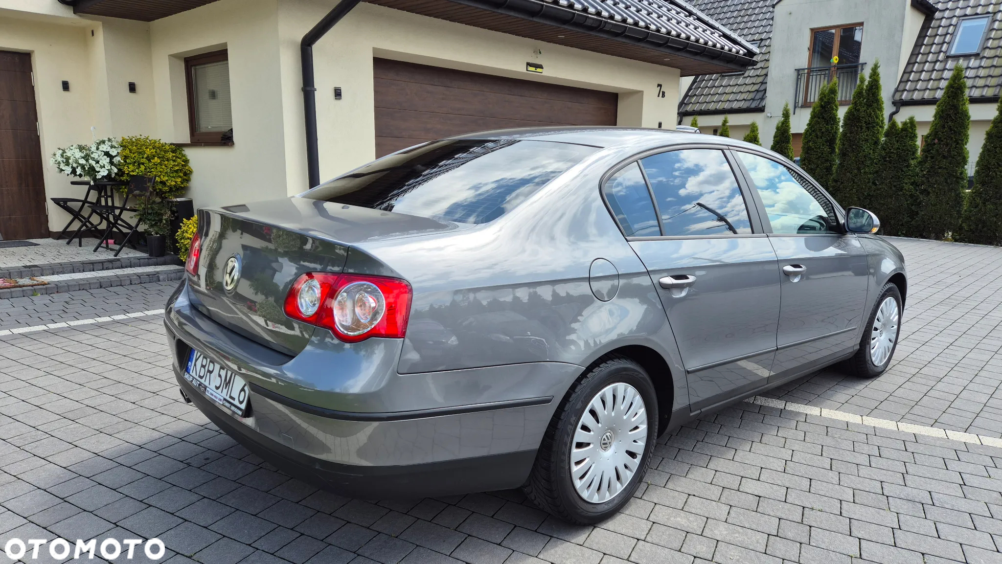 Volkswagen Passat 1.6 FSI Comfortline - 3