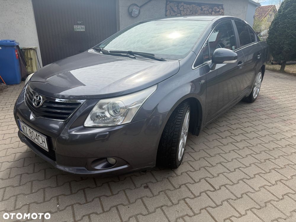 Toyota Avensis 2.2 D-4D Prestige - 4