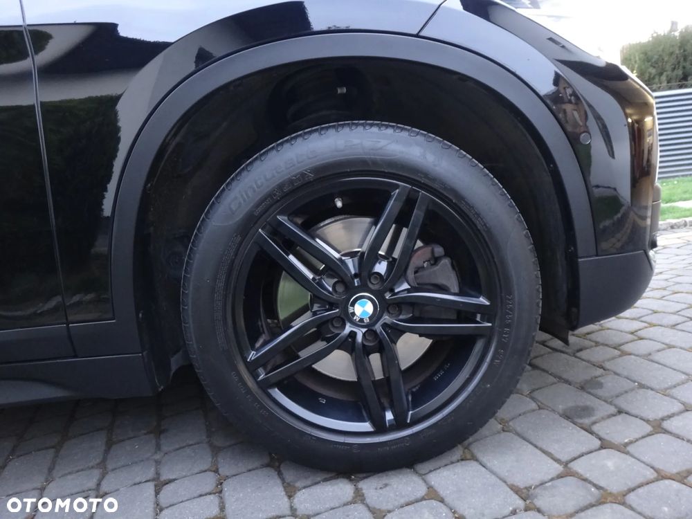 BMW X1 xDrive20i - 20